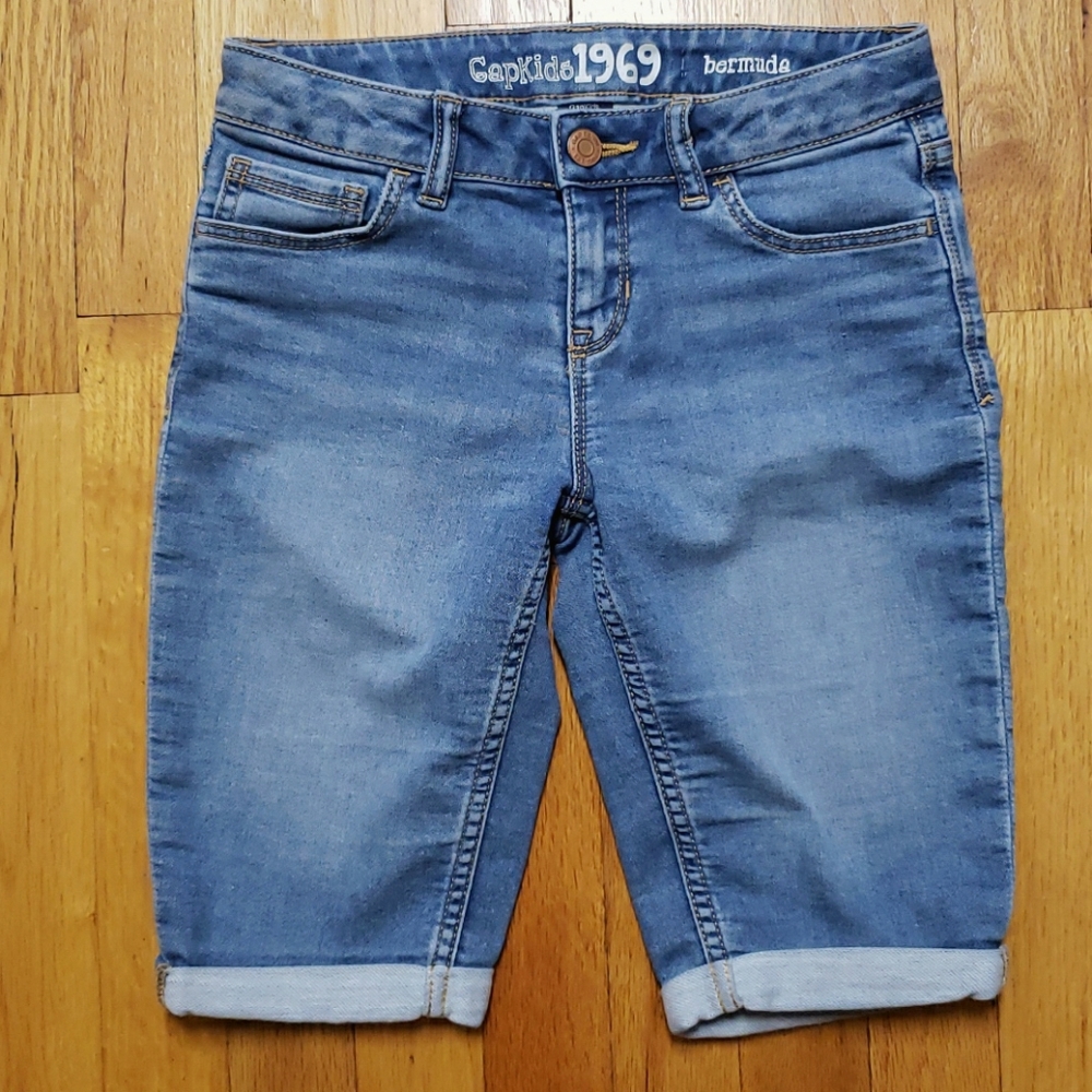 GapKids Bermuda Denim Jean Shorts size 10 EUC!